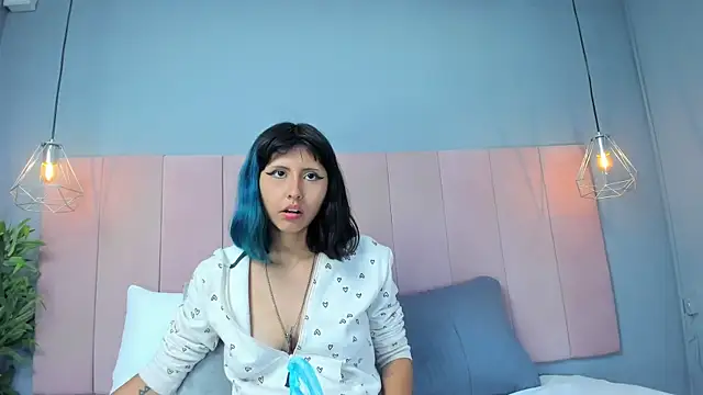 KleoLennox online show from 03/24/26, 03:12