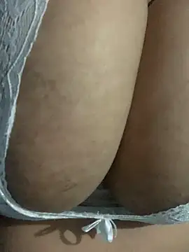 Cecilia 23 online show from 04/15/26, 05:13