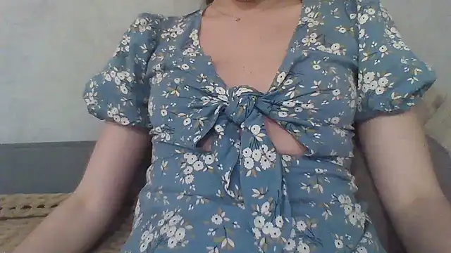 Luna2547 online show from 04/20/26, 06:31