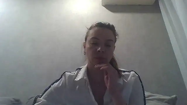 Luna2547 online show from 03/26/26, 04:05