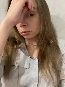 Luna2547 online show from 03/12/26, 07:51