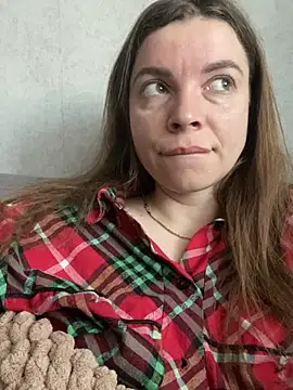 Luna2547 online show from 04/07/26, 04:14