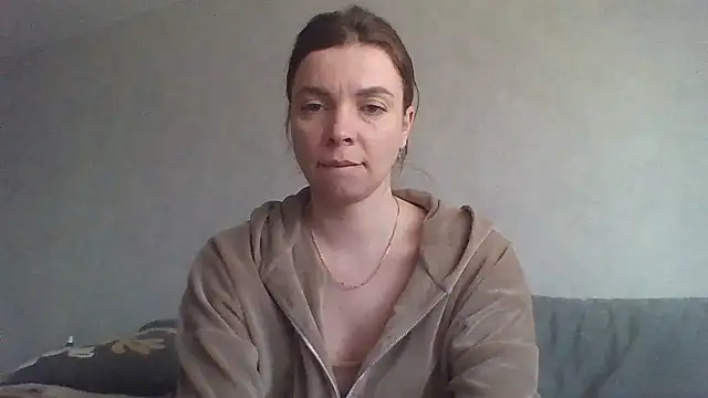 Luna2547 online show from 04/06/26, 02:51