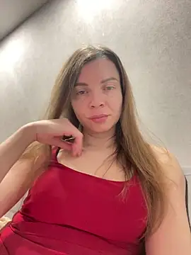 Luna2547 online show from 03/11/26, 09:42