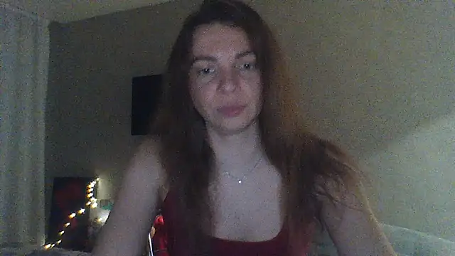 Luna2547 online show from 04/04/26, 08:04