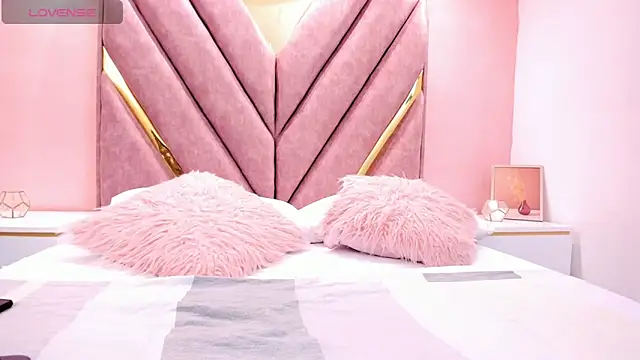 chloe larson online show from 03/13/26, 11:37