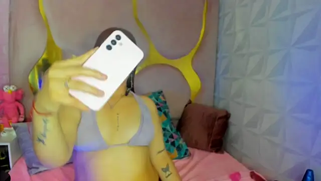 FreyaHL online show from 04/04/26, 07:53