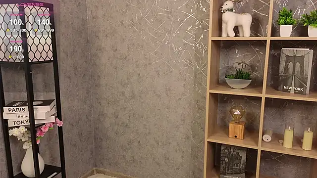 BreannaBuczak online show from 04/19/26, 01:39