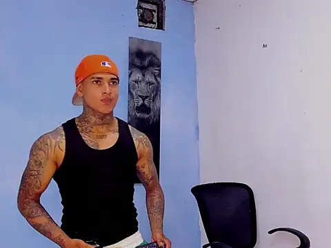 tyler bell  online show from 05/07/26, 02:16