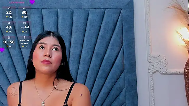 Leandra-Johnson online show from 04/06/26, 01:56