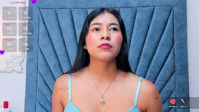 Leandra-Johnson online show from 04/18/26, 01:35