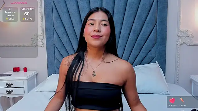 Leandra-Johnson online show from 04/27/26, 01:31