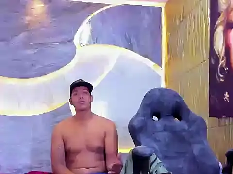 hot couple sexual online show from 03/04/26, 12:57