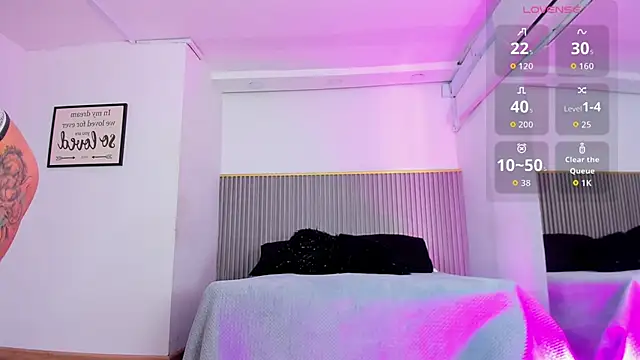 ashvalentine  online show from 05/29/26, 07:53