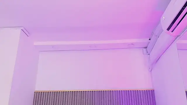 ashvalentine  online show from 04/02/26, 07:42