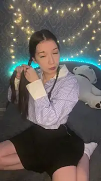 Snapshot of BabeEva- chatting on 04/07/26, 04:31 BabeEva- online show from 04/07/26, 04:31