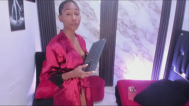 Nina vegas online show from 04/22/26, 02:24