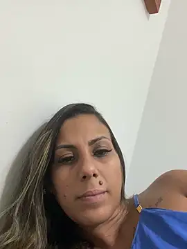 kifanyy online show from 04/04/26, 02:40