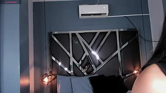 Esmeralda  18 online show from 03/20/26, 07:26