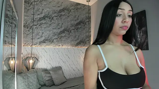 Esmeralda  18 online show from 04/10/26, 07:54