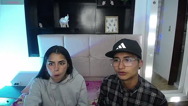  chloe 1 online show from 04/17/26, 02:14