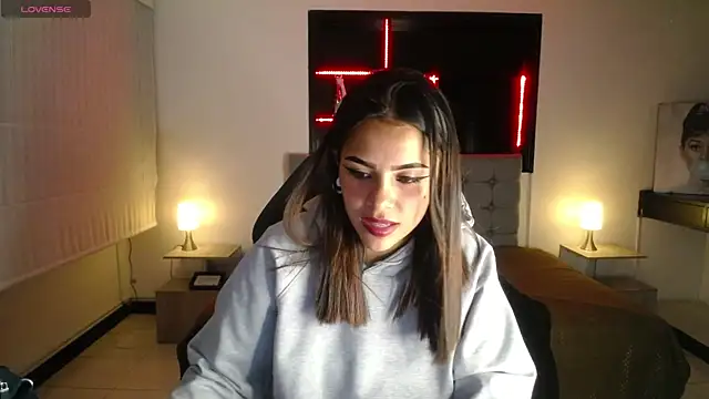  chloe 1 online show from 03/04/26, 12:46