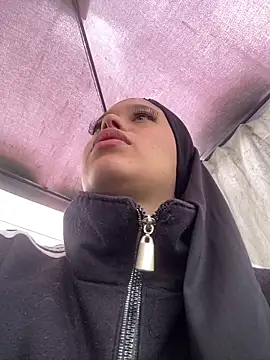 Baby Pink Love online show from 03/23/26, 05:35