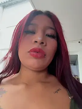Snapshot of Cherry_Charlottee chatting on 05/06/26, 07:51 Cherry Charlottee online show from 05/06/26, 07:51