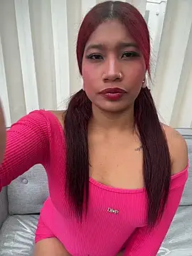 Cherry Charlottee online show from 04/09/26, 07:31