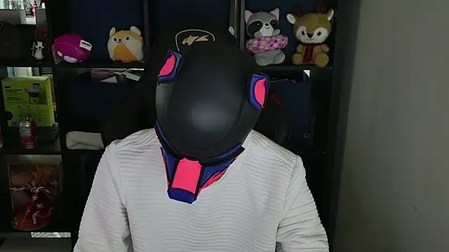 Snapshot of MellPUP chatting on 04/14/26, 11:54 MellPUP online show from 04/14/26, 11:54