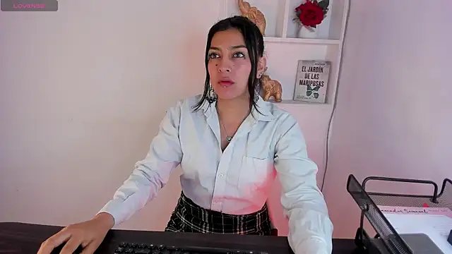 jaade doll online show from 04/09/26, 02:23