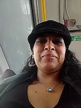 jaade doll online show from 03/25/26, 01:10