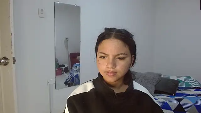 Snapshot of kimmyfuckass chatting on 07/06/26, 12:12 kimmyfuckass online show from 07/06/26, 12:12