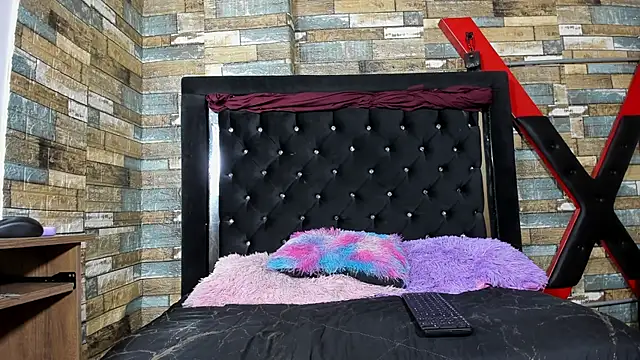 Denise Diaz online show from 03/27/26, 03:04