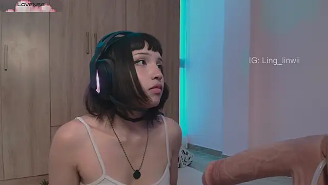 ling meow online show from 05/09/26, 02:31