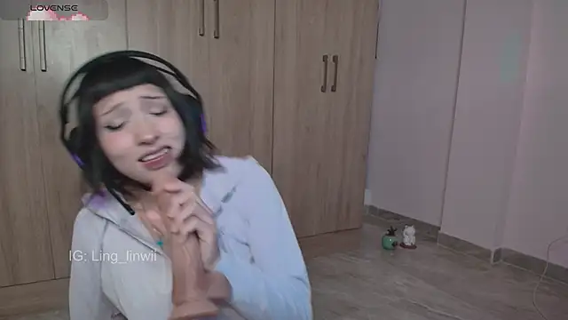 ling meow online show from 05/30/26, 01:12