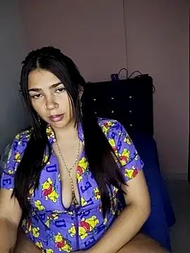 Dulce06 online show from 06/26/26, 04:51