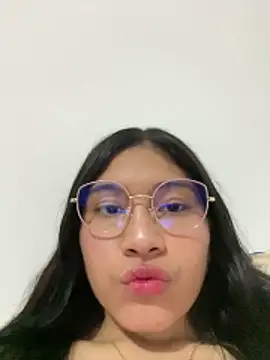 Isabella-Marin online show from 03/03/26, 10:28