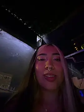 ManuelaVeeleez online show from 07/12/26, 04:46
