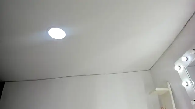 KoralCruz  online show from 04/13/26, 01:37