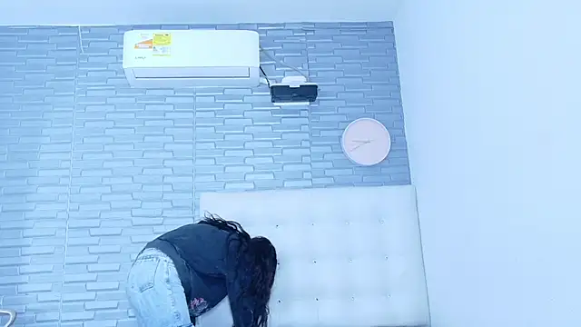 pervert shydoll1 online show from 04/03/26, 03:02