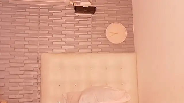 pervert shydoll1 online show from 04/01/26, 03:19