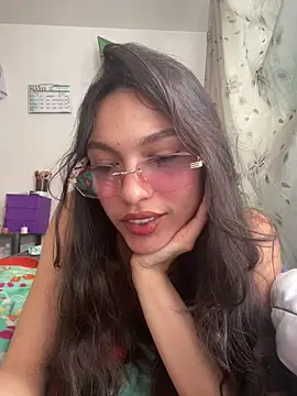 SweetCherry   online show from 05/19/26, 07:54