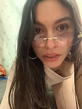 SweetCherry   online show from 05/03/26, 05:05
