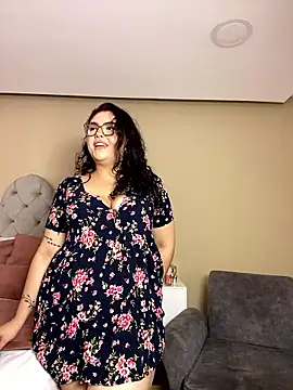 AlmaraRouge online show from 05/21/26, 08:17