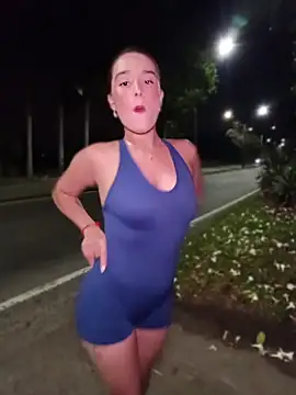 isabella ferrer99 online show from 04/30/26, 05:03
