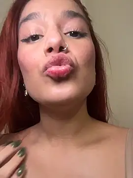 isabella ferrer99 online show from 06/25/26, 12:30