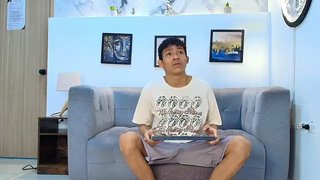 SKINNY BOYXXX online show from 03/28/26, 07:20