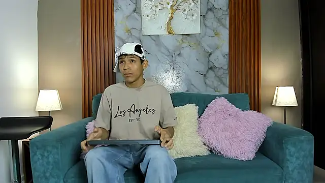 SKINNY BOYXXX online show from 03/07/26, 07:15