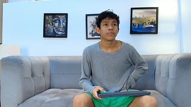 SKINNY BOYXXX online show from 04/03/26, 07:15